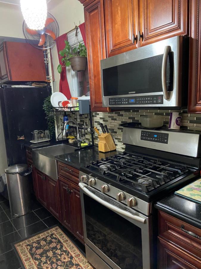 A Cheap Family In Queens Gasthof New York